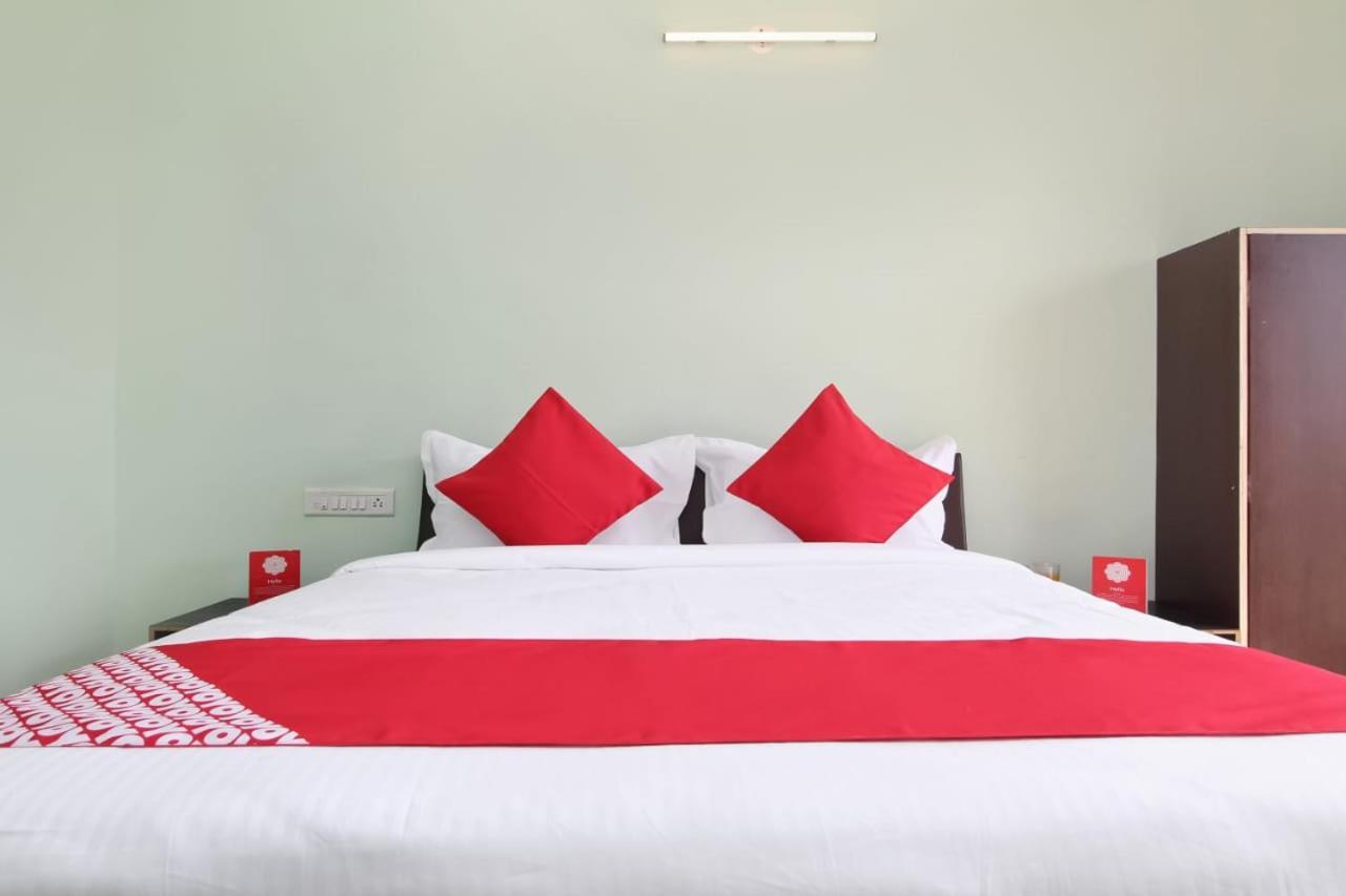 Hotel Nandanvan By Royal Stay Лонавла Екстер'єр фото